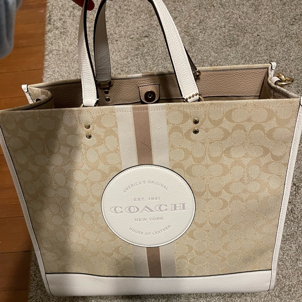 Coach Carryall Tote